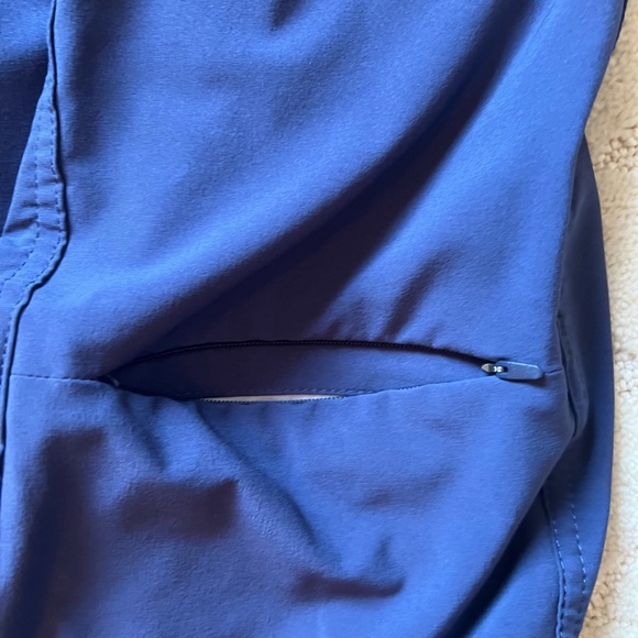 Columbia Blue Apparel with Drawstring - Picture 5 of 7